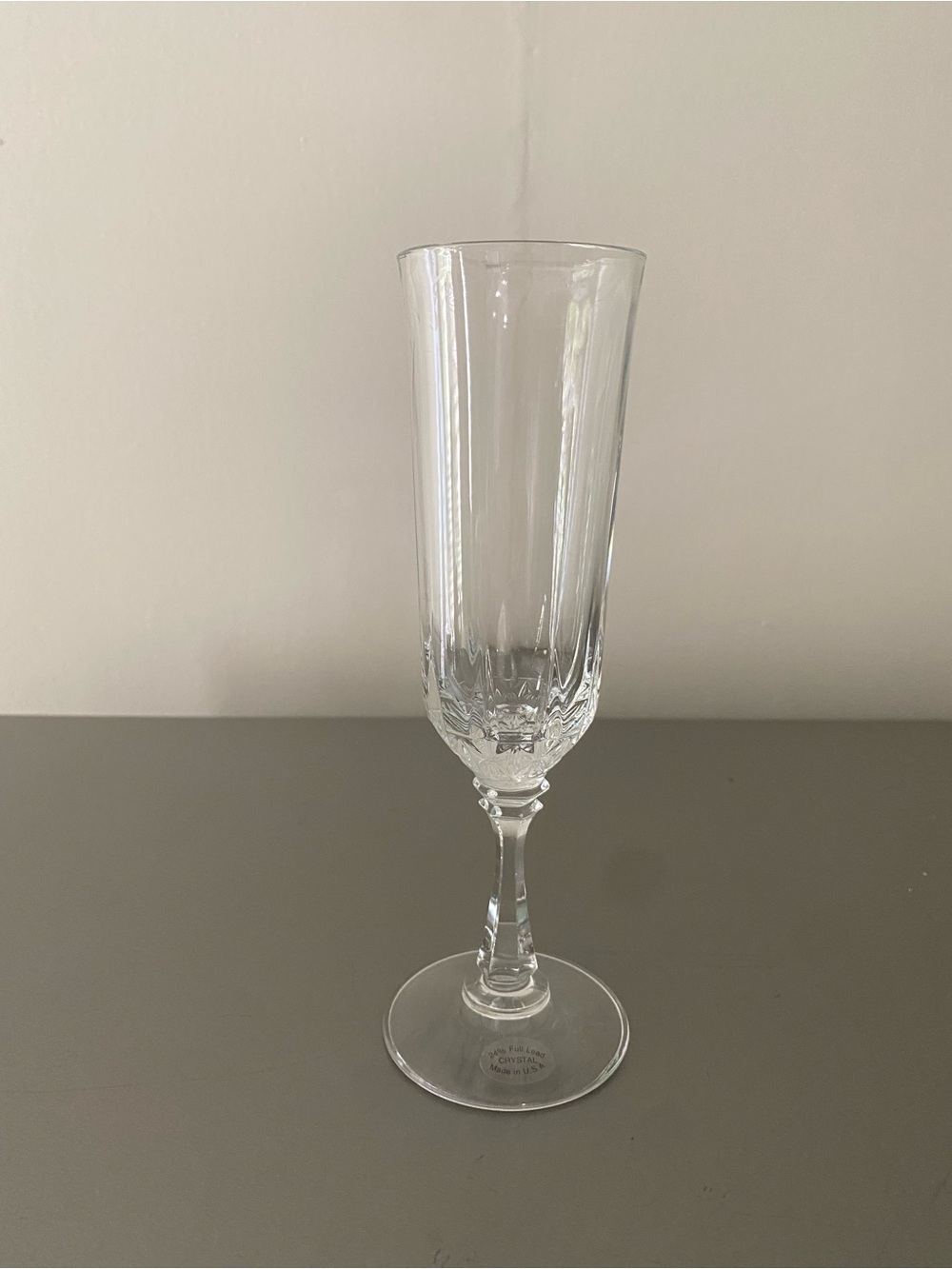 Classic Clear Crystal Champagne Flute - Timeless Stemware (Clear)